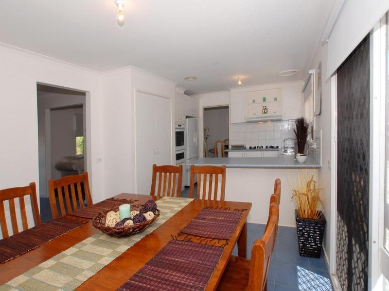 9 Kilburn Crescent, Frankston VIC 3199