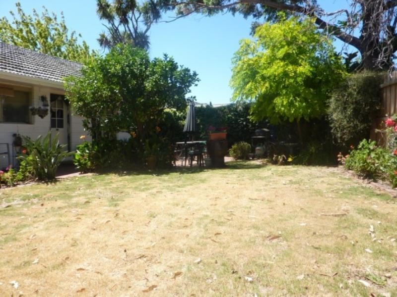 11 Regent Court, Frankston VIC 3199