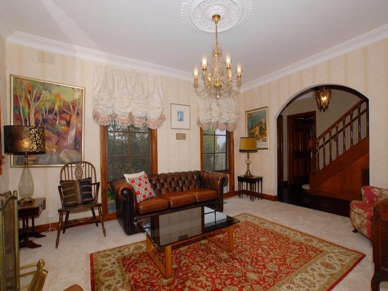 8 Olinda Place, Frankston VIC 3199