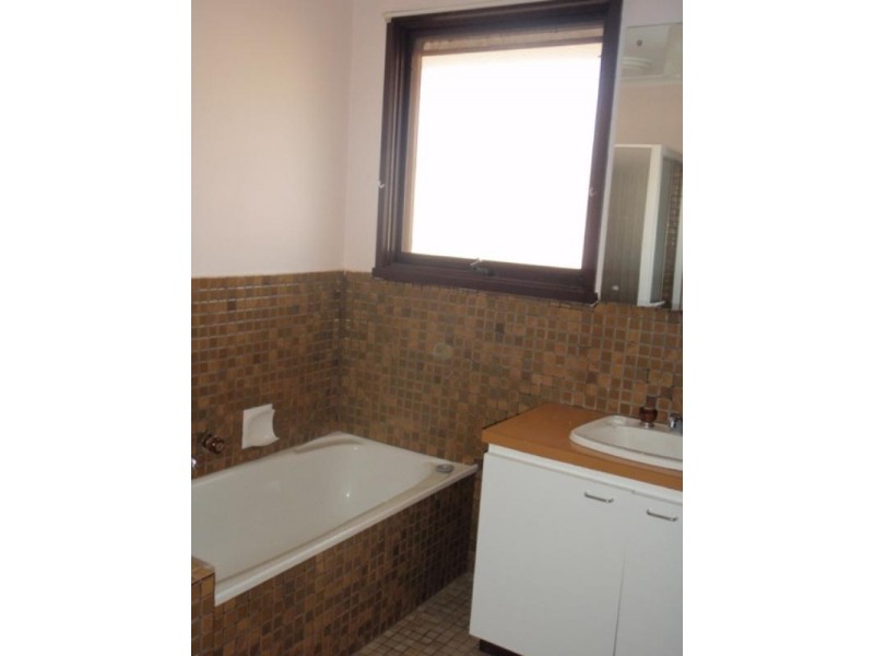 14 MCMURTRY Way, Frankston VIC 3199