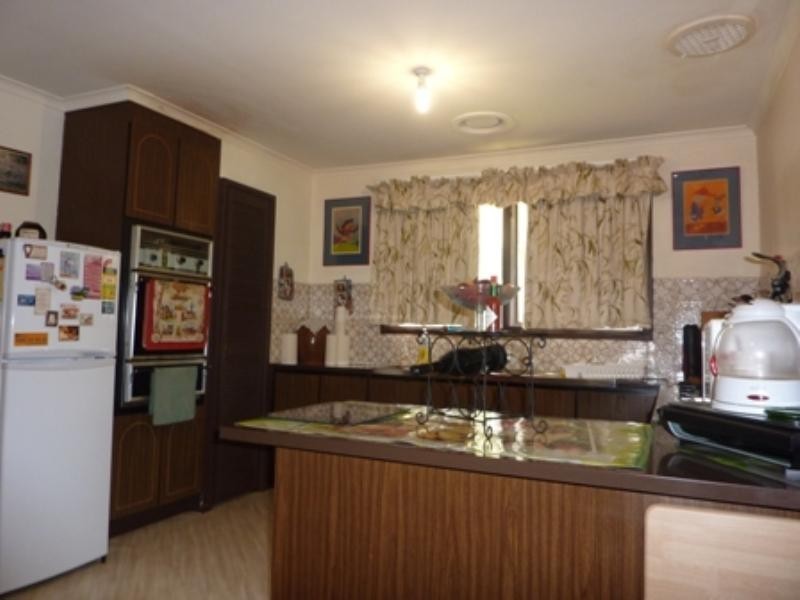 10 CARTER Court, Frankston VIC 3199