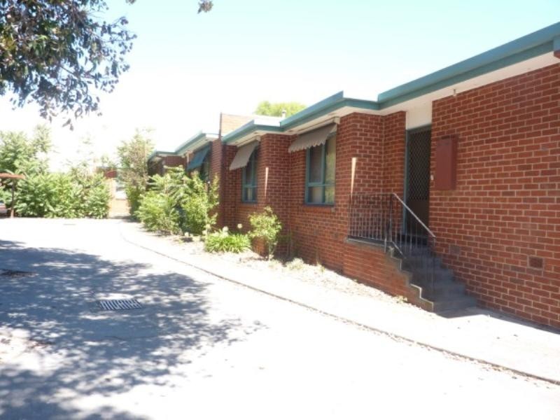 2/2 Mereweather Avenue, Frankston VIC 3199