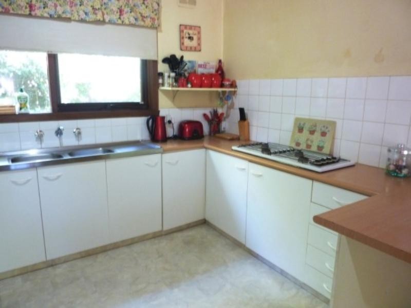 2/2 Mereweather Avenue, Frankston VIC 3199