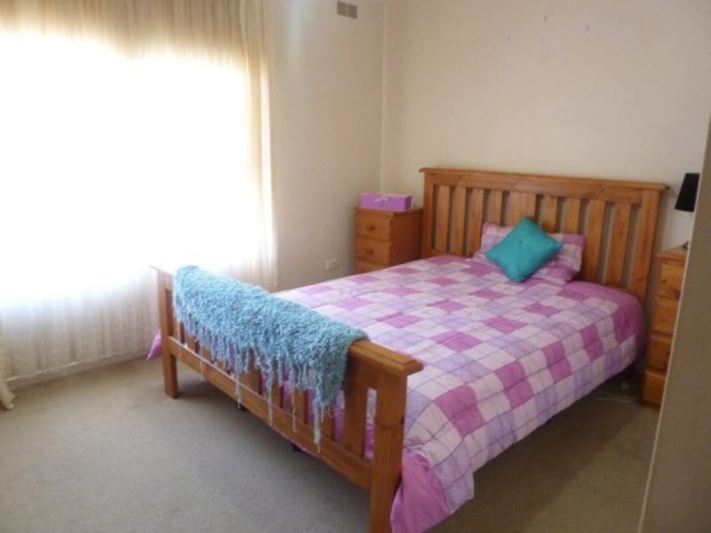 2/2 Mereweather Avenue, Frankston VIC 3199