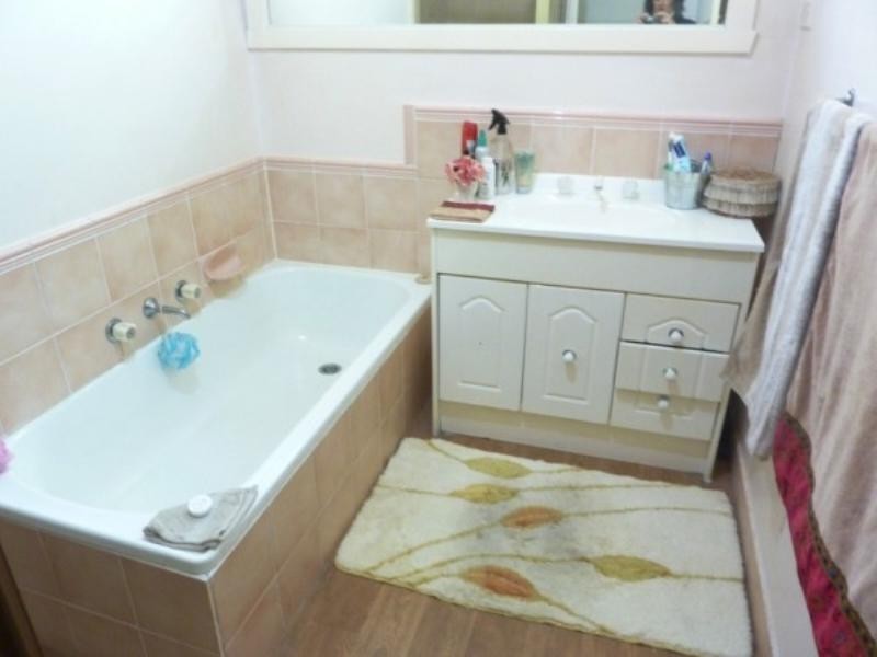 2/2 Mereweather Avenue, Frankston VIC 3199