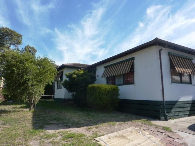 21 Monterey Boulevard, Frankston North VIC 3200