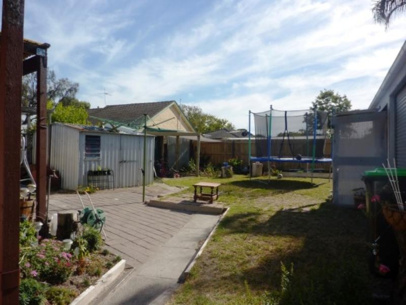 21 Monterey Boulevard, Frankston North VIC 3200