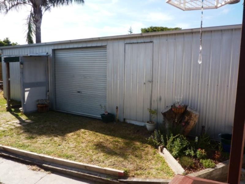 21 Monterey Boulevard, Frankston North VIC 3200