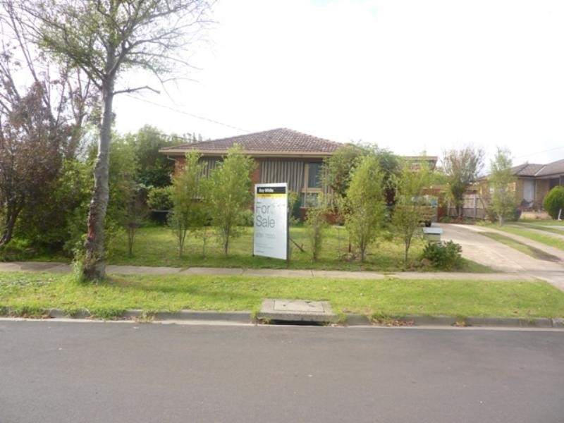 2 Jason Place, Frankston VIC 3199