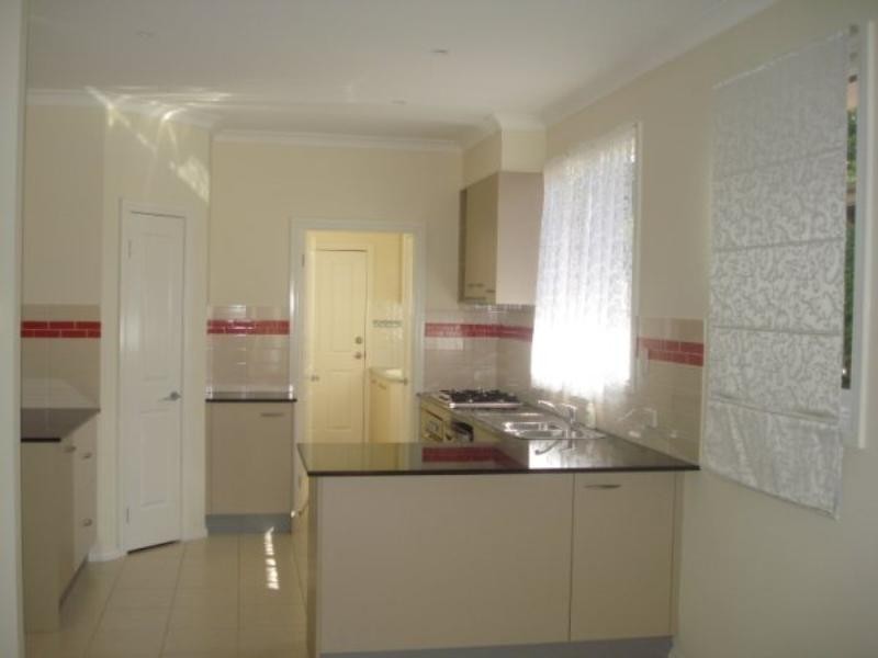 2/21 Nolan Street, Frankston VIC 3199