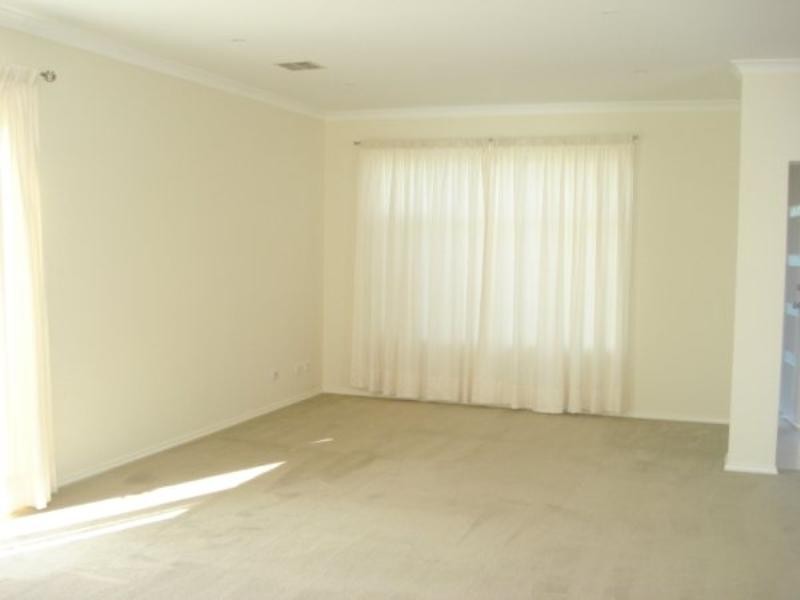 2/21 Nolan Street, Frankston VIC 3199