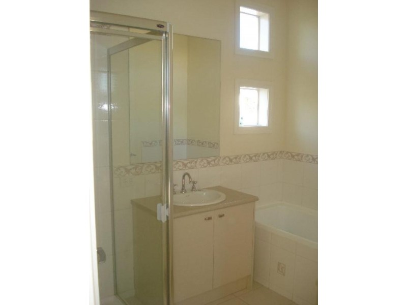 2/21 Nolan Street, Frankston VIC 3199