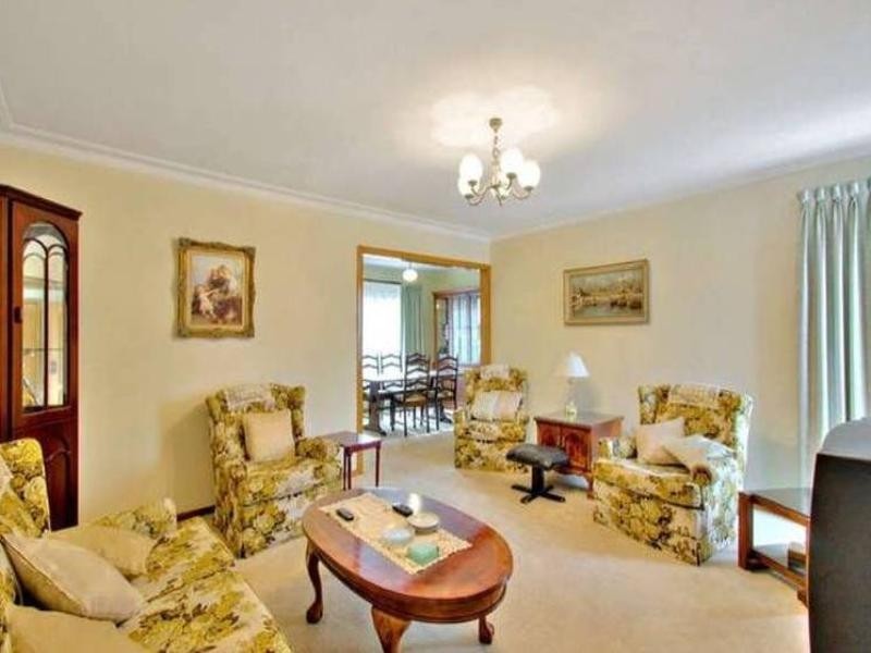 17 Lebanon Crescent, Mulgrave VIC 3170