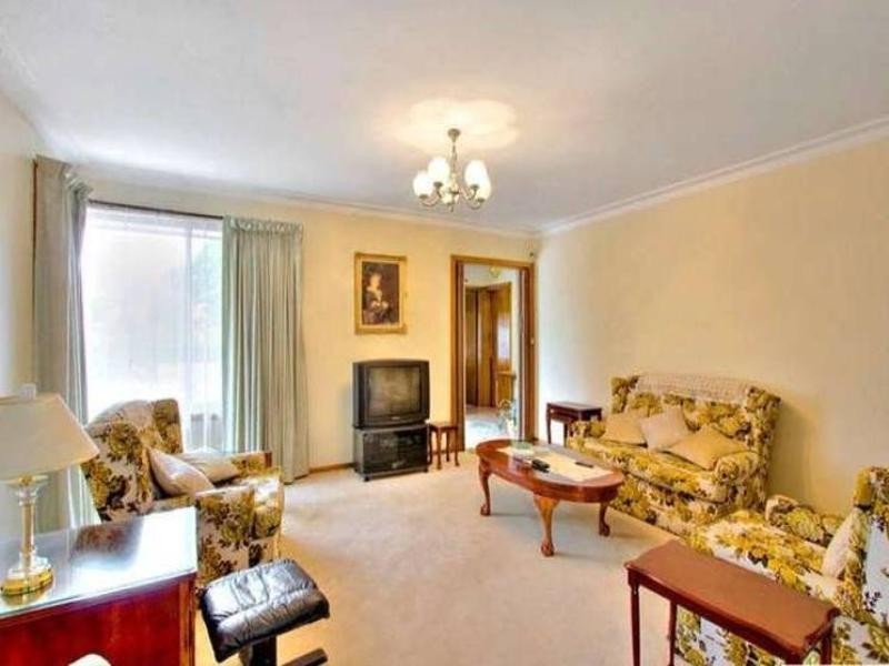 17 Lebanon Crescent, Mulgrave VIC 3170