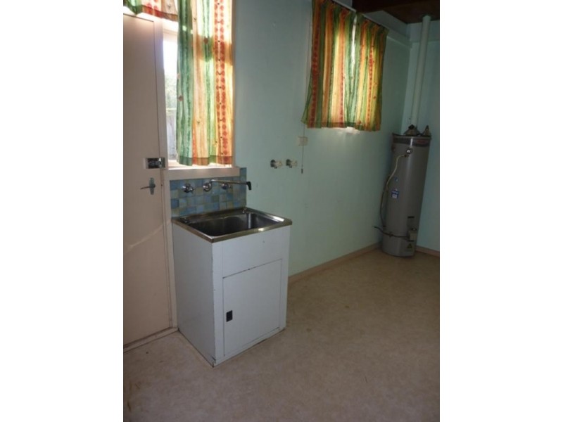 88 FRANCISCAN Avenue, Frankston VIC 3199