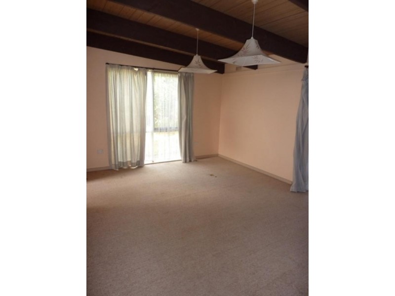 88 FRANCISCAN Avenue, Frankston VIC 3199