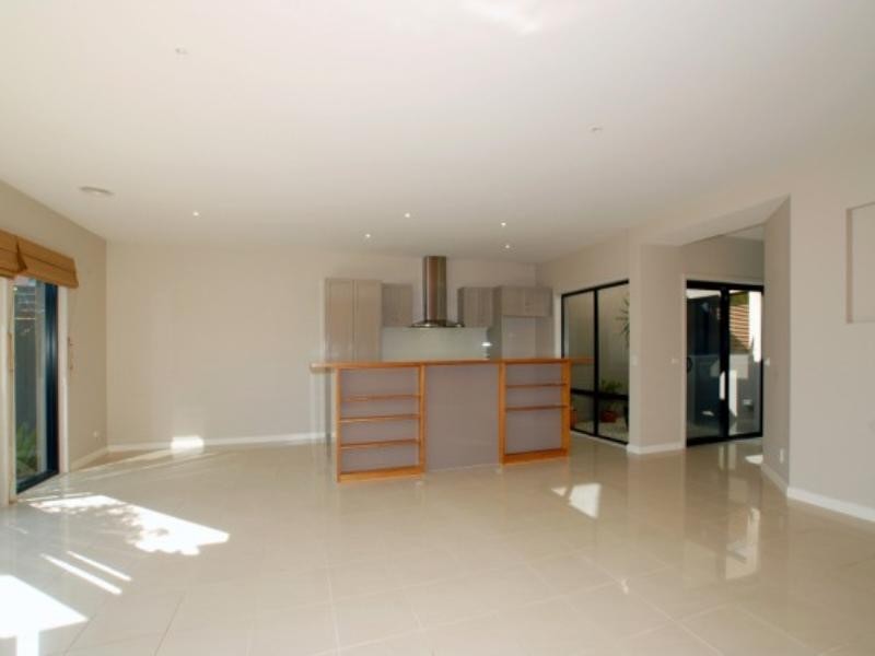 1/90 Barkly Street, Mornington VIC 3931