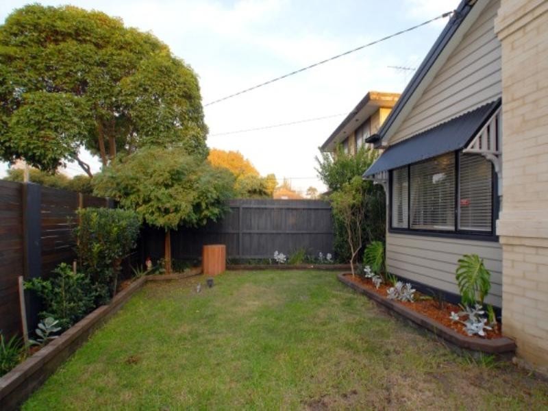3 Neville Avenue, Seaford VIC 3198