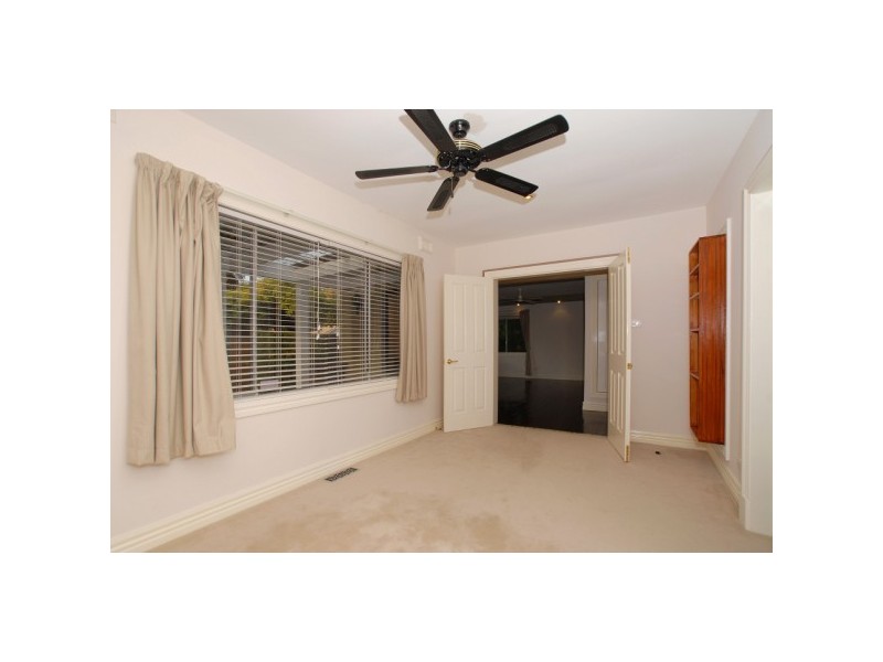 3 Neville Avenue, Seaford VIC 3198