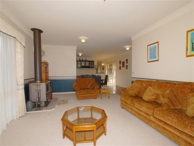 40 Cherry Street, Pearcedale VIC 3912