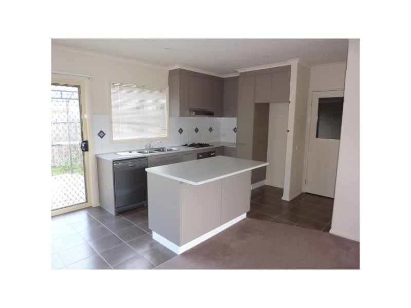 23/85 Ashleigh Avenue, Frankston VIC 3199