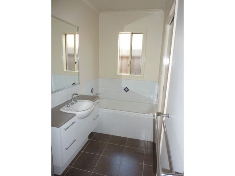 23/85 Ashleigh Avenue, Frankston VIC 3199