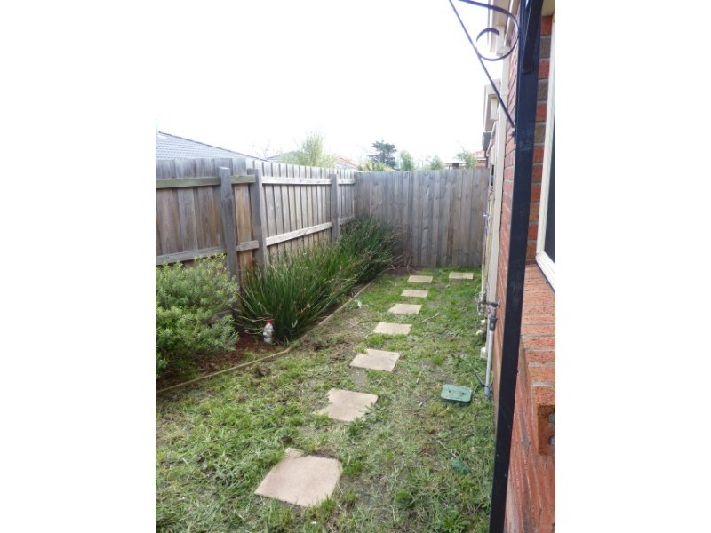 23/85 Ashleigh Avenue, Frankston VIC 3199