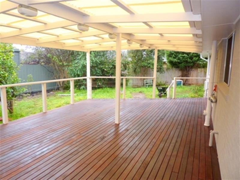 2 KIRA Close, Frankston VIC 3199