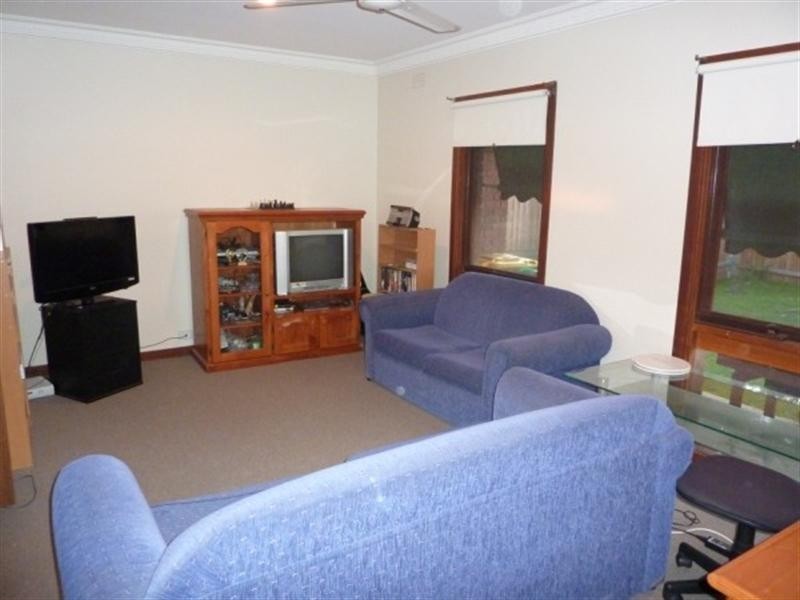 1/39 Deane Street, Frankston VIC 3199