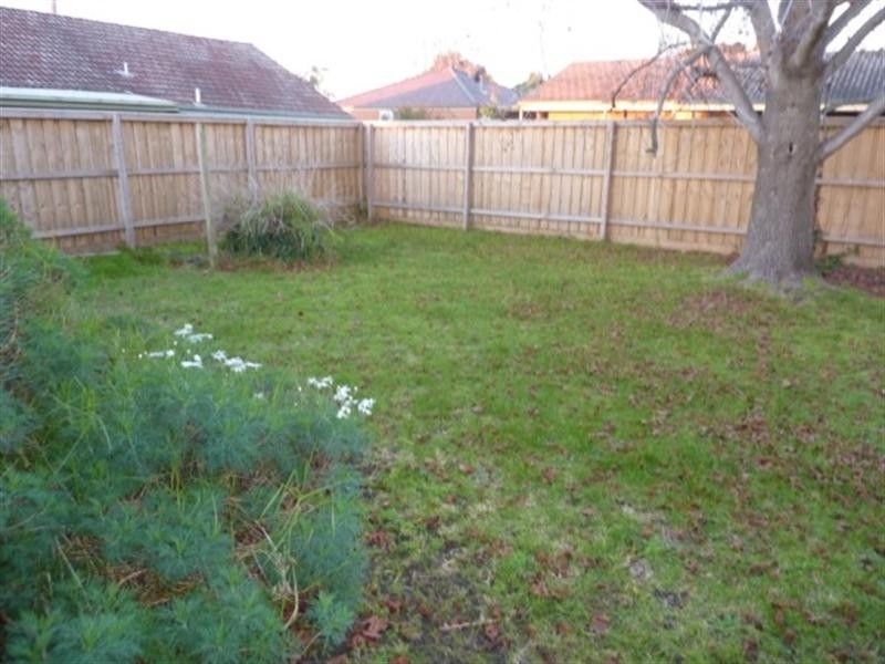 1/39 Deane Street, Frankston VIC 3199