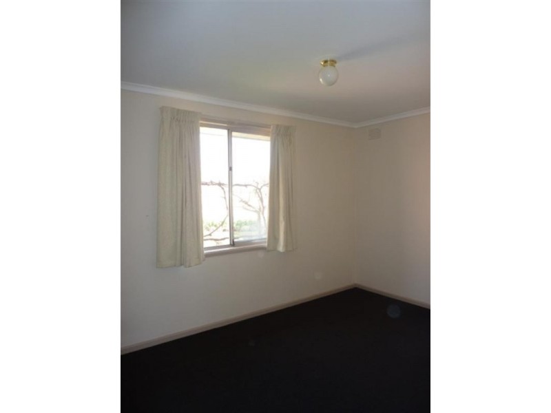 166 KARINGAL Drive, Frankston VIC 3199