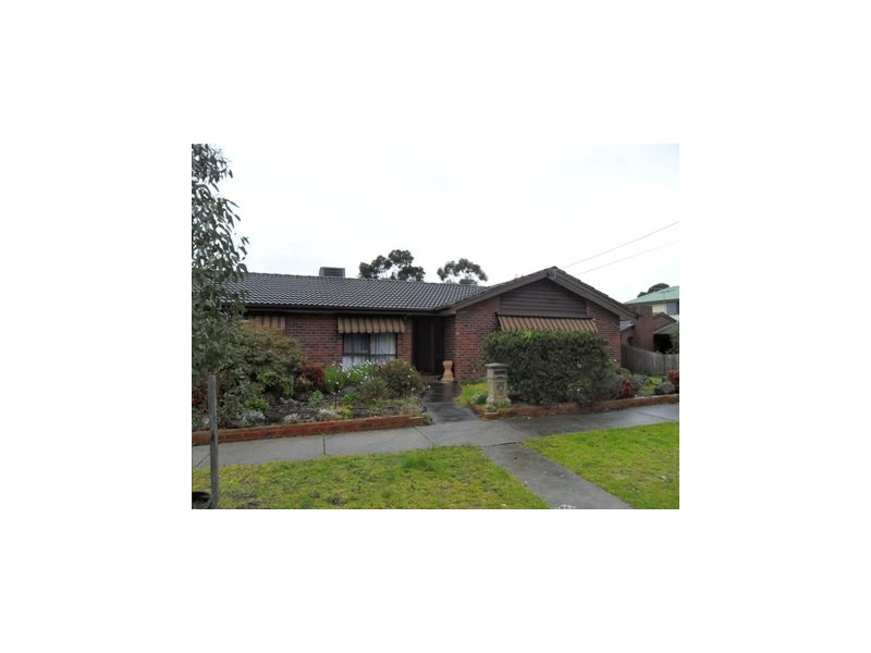 30 KILBURN Crescent, Frankston VIC 3199