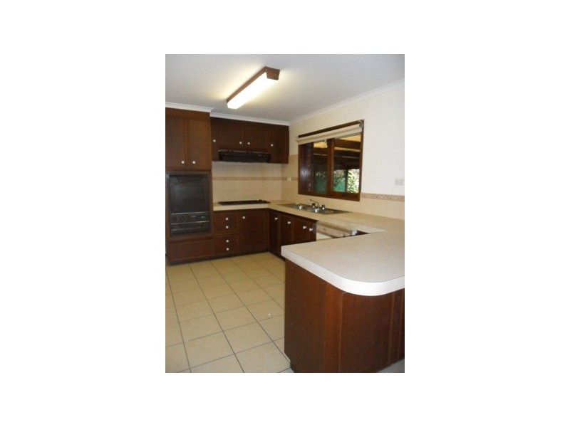 30 KILBURN Crescent, Frankston VIC 3199