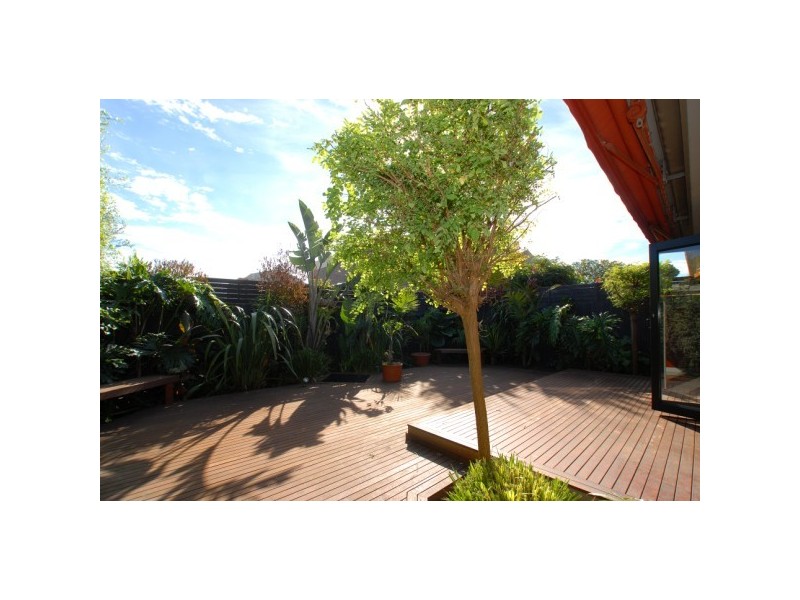 1/90 BARKLY Street, Mornington VIC 3931