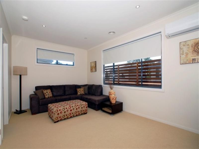 2/31 Culcairn Drive, Frankston South VIC 3199