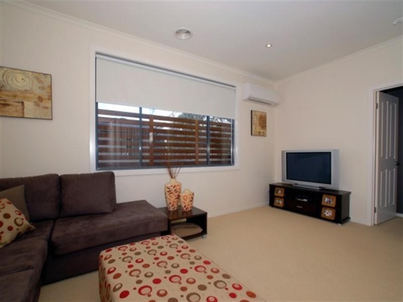 2/31 Culcairn Drive, Frankston South VIC 3199