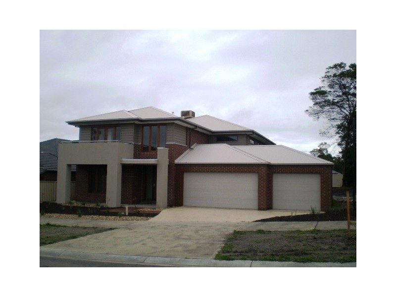 2 SPRINGHILL Road, Langwarrin VIC 3910