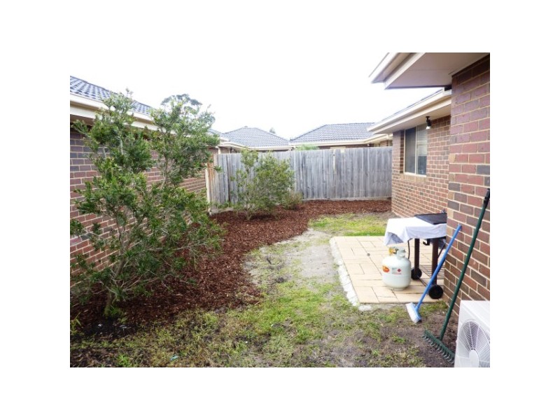 17/95 Ashleigh Avenue, Frankston VIC 3199