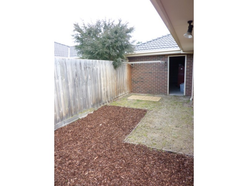 17/95 Ashleigh Avenue, Frankston VIC 3199