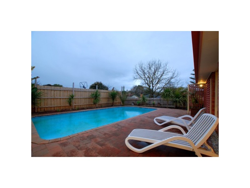 50 Bokissa Drive, Frankston VIC 3199