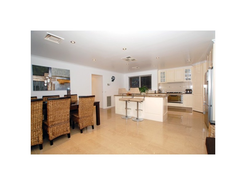 50 Bokissa Drive, Frankston VIC 3199