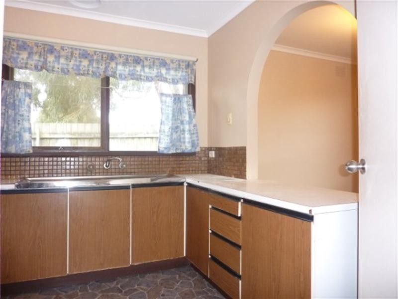 4/15 Reservoir Road, Frankston VIC 3199