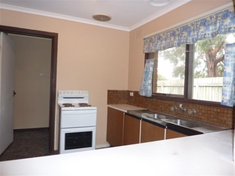 4/15 Reservoir Road, Frankston VIC 3199