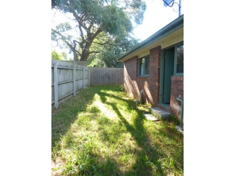 4/15 Reservoir Road, Frankston VIC 3199