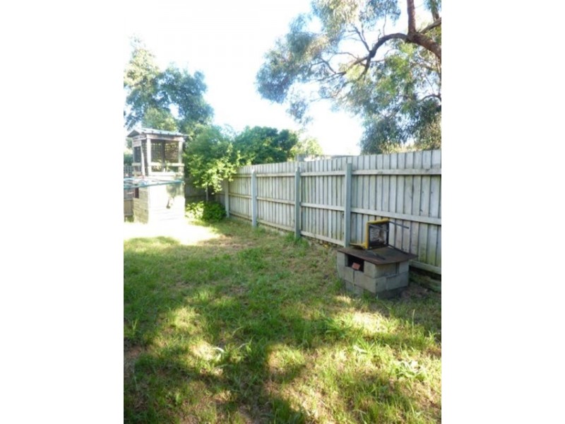 4/15 Reservoir Road, Frankston VIC 3199