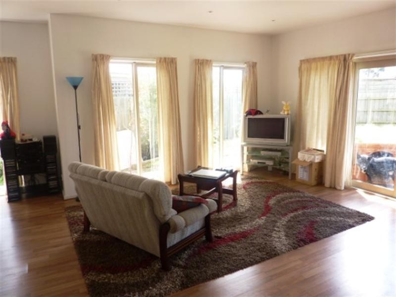 69A Brunning Crescent, Frankston North VIC 3200