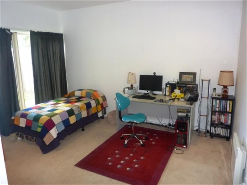 69A Brunning Crescent, Frankston North VIC 3200