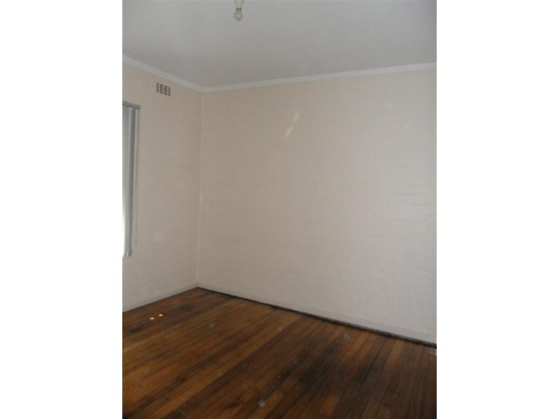 2/6 BIRDWOOD Street, Frankston VIC 3199