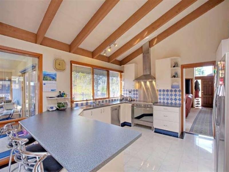 75 Holmbury Boulevard, Mulgrave VIC 3170