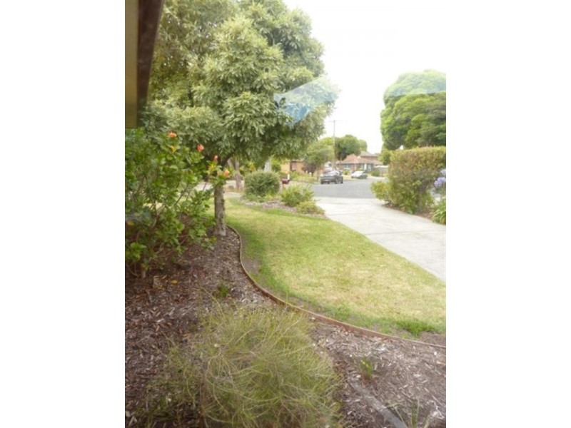 6 Misty Close, Frankston VIC 3199